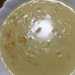 シンプルなコーンスープ